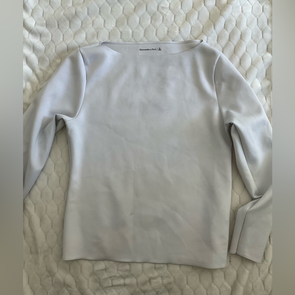 Abercrombie & Fitch Women's White Long Sleeve Basic Tee